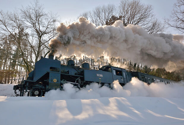 A ballad of steam engine smoke and snow